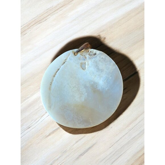 Iridescent Mother of Pearl Pendant - Picture 2 of 4